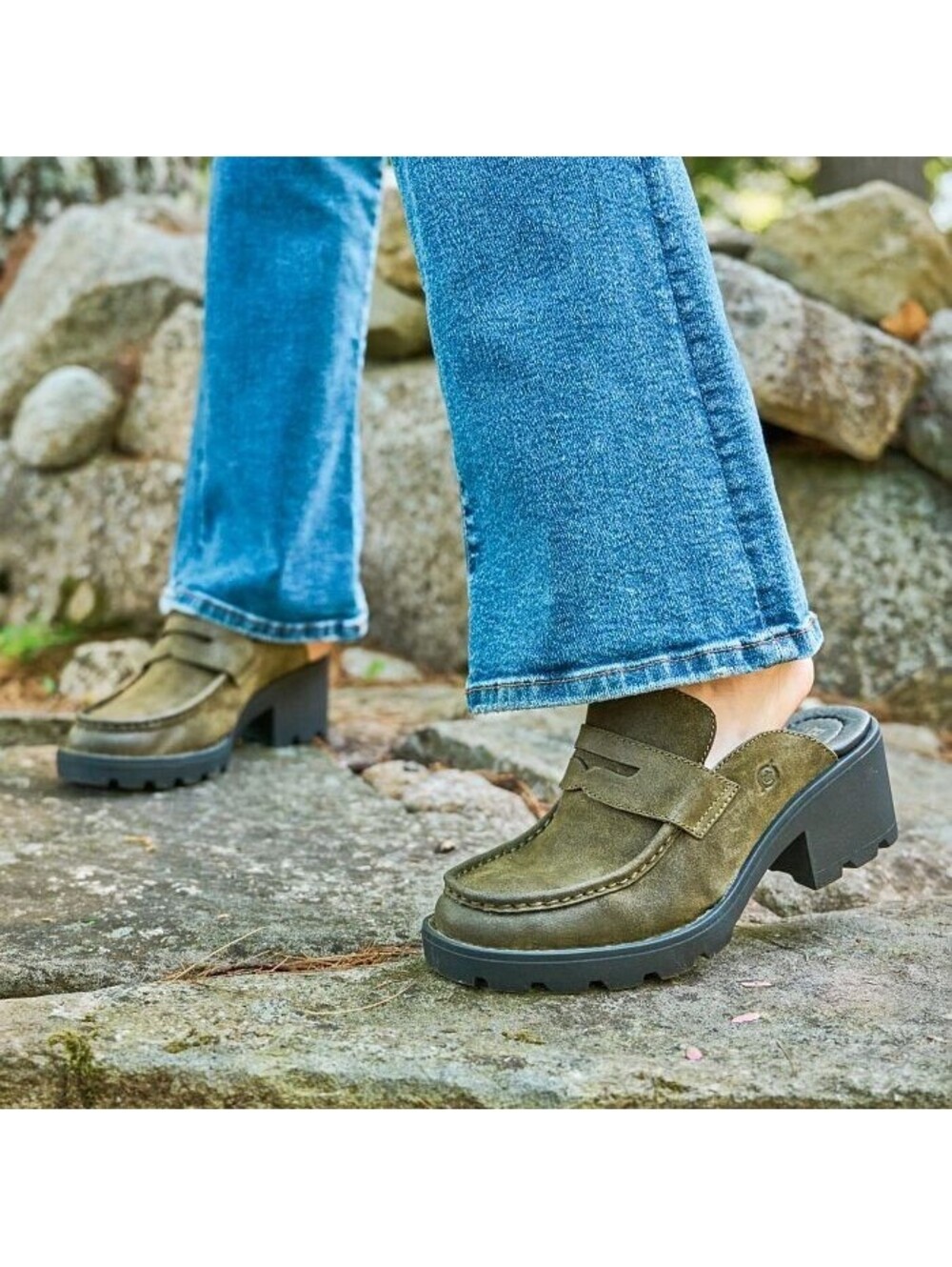 Born Women's Gala Green Distressed Suede Platform Penny Mules - NWOB - Sz 6.5